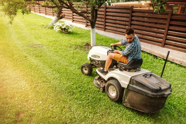 Cost of Industrial Lawn Mowing in Boca Raton
